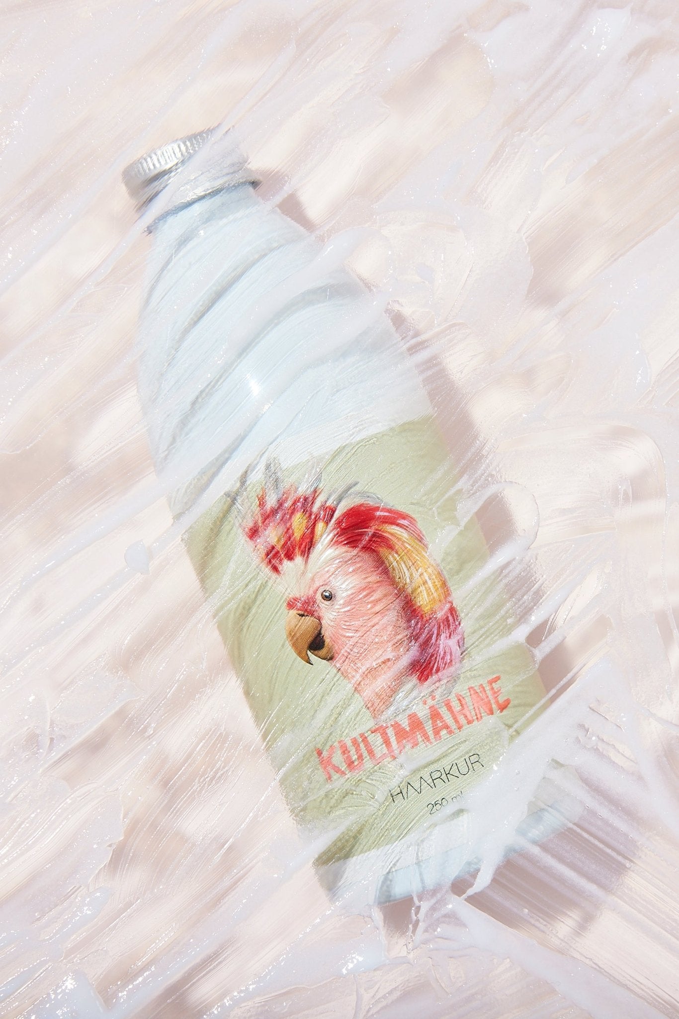 Vegane Haarpflege mit Algenextrakten – die KULTMÄHNE Haarkur versorgt das Haar mit Feuchtigkeit und regeneriert die Struktur