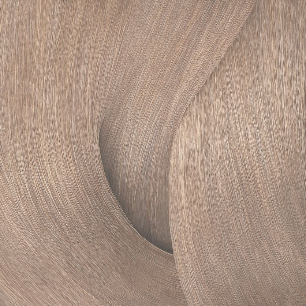 Redken Shades EQ Gloss 09B Sterling – kühles, silbrig-beiges Blond mit dezentem Schimmer für ein edles, modernes Farbergebnis – erhältlich im Matuschka Shop