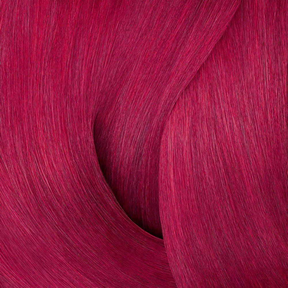 Redken Shades EQ Gloss Kicker Red – intensives, kraftvolles Rot für auffällige, lebendige Farbakzente und ein strahlendes Farbergebnis – erhältlich im Matuschka Shop