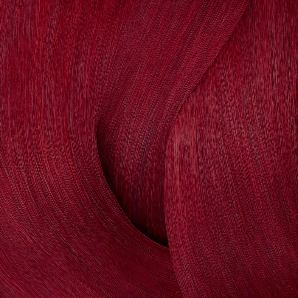 Redken Shades EQ Gloss Kicker Violet – kräftiges, intensives Violett für markante, lebendige Farbakzente und ein ausdrucksstarkes Farbergebnis – erhältlich im Matuschka Shop